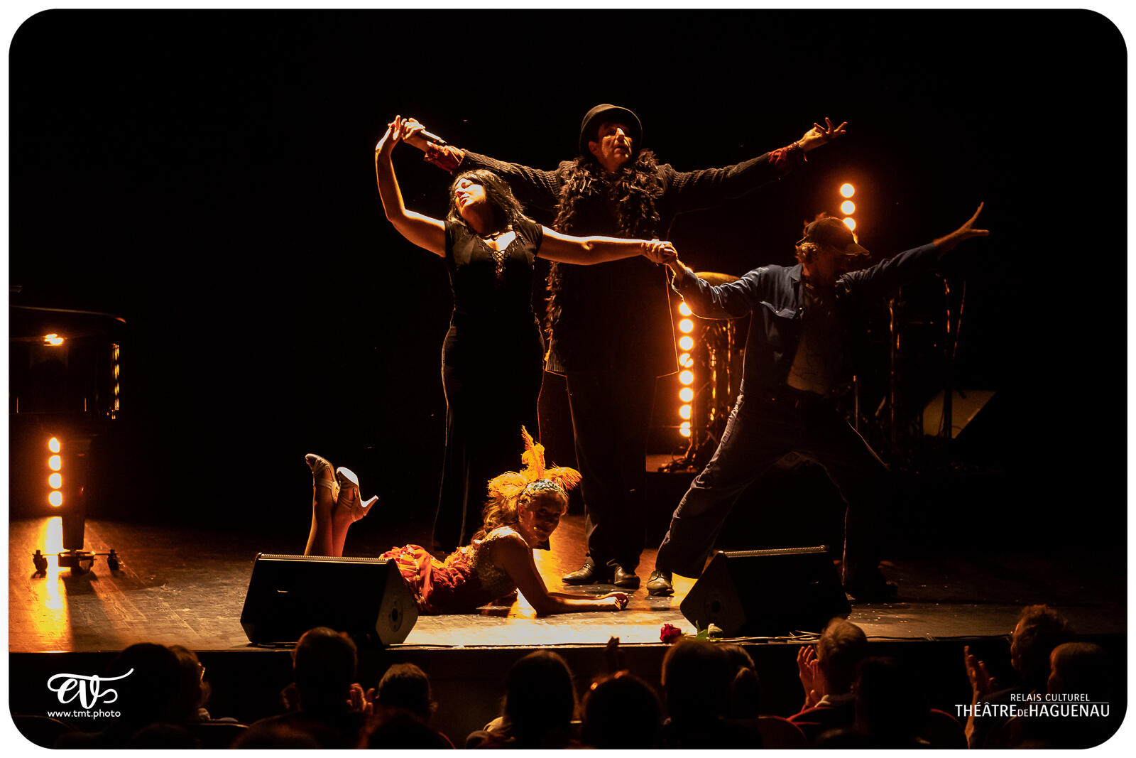 LE CABARET EXTRAORDINAIRE